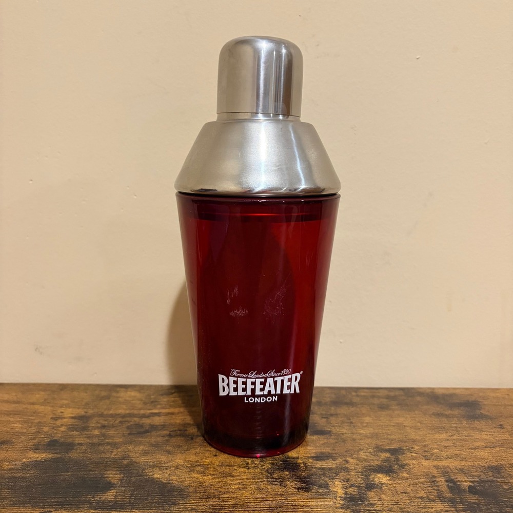 Beefeater London Gin Cocktail Shaker Red Glass Stainless Steel Cobbler Barware